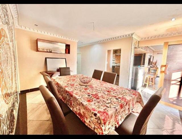 4 BEDROOM HOUSE FOR SALE IN WELGEDACHT